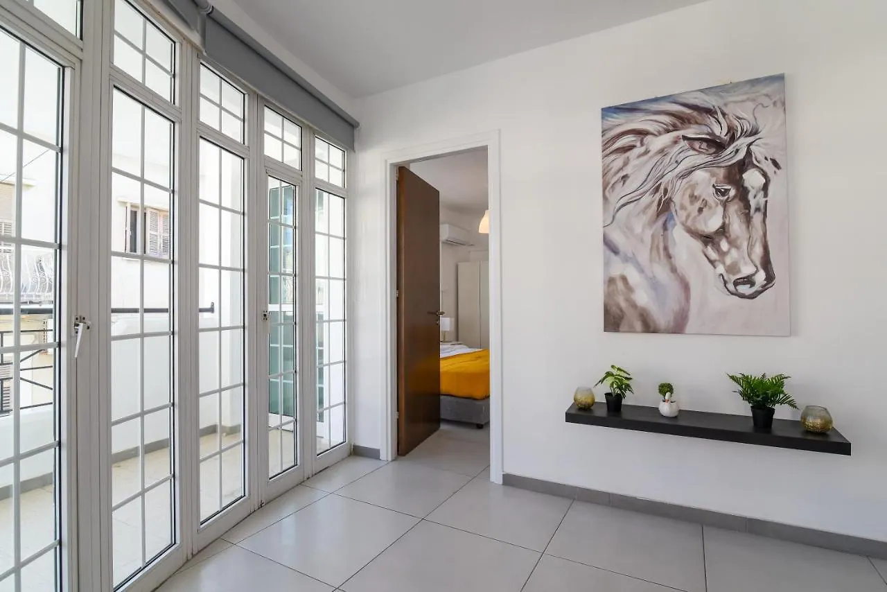 Jana'S 2-Br Apartment In Larnaca Cyprus